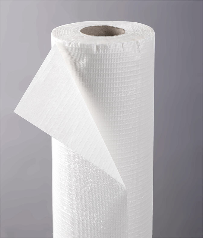 Podkład podfoliowany  szer. 40 cm  x 50 metrów, biały , perf. co 38 cm 1